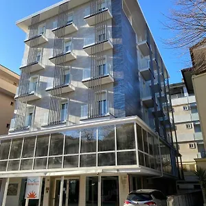 Vernel 3*, Rimini Italia